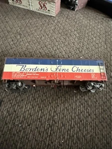 HO Scale BORDENS FINE CHEESES BPDX BOXCAR REEFER - Picture 1 of 2