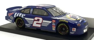 Action 1/24 Scale W249901025-2A - 1999 Ford Taurus H.Davidson #2 Nascar Wallace - Picture 1 of 5