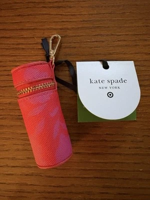 NUEVO CON ETIQUETAS Kate Spade X Target Rojo Rosa Floral Lápiz Labial Lona Soporte Bolso Dije Foto 1 de 3