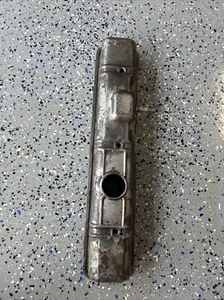 Triumph TR6, TR250, GT6, Chrome Valve Cover - Picture 1 of 7