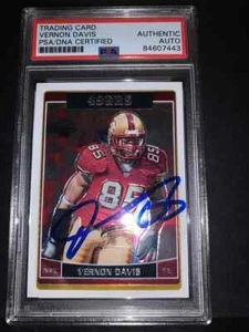 VERNON DAVIS SIGNED 2006 TOPPS Rookie Card PSA/DNA Slabbed San Francisco 49ers - Picture 1 of 3