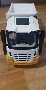Bruder Dumper mit Kippmulde - Bild 1 von 5