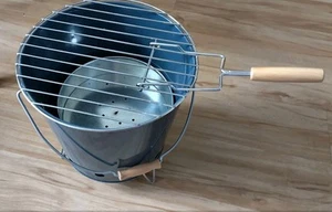 Grill Eimer BBQ tragbar Kohlegrill Garten Minigrill Picknick Sommer Grillkübel - Bild 1 von 5
