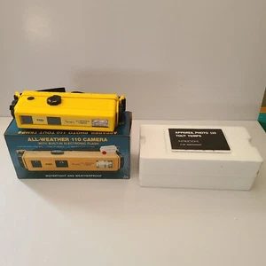 Vintage All-Weather 11- Camera Sears Branded - Bild 1 von 8