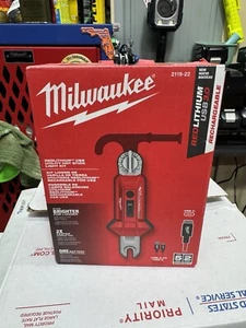 NEW Milwaukee 2119-22 REDLITHIUM USB Utility Hot Stick Led Light Kit LINEMAN - Picture 1 of 5