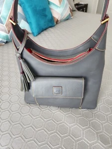 Dooney and Bourke seltene graue Glattleder Florentiner Hobo Handtasche neu ohne Etikett - Bild 1 von 7