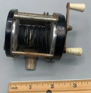 Ocean City Model 1520 Vintage Fishing Reel - Picture 1 of 3