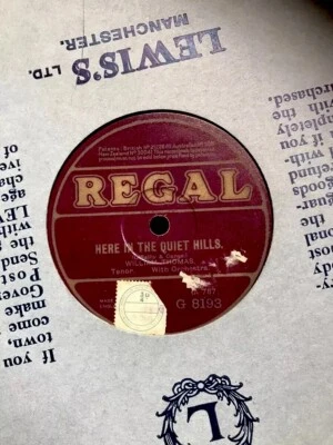 WILLIAM THOMAS Vintage Gramophone Record Here In The Quiet Hills Who Is Sylvia? - Image 1 of 4