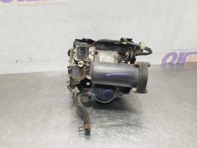 Bomba de suspensión Lexus GX470 08 2008  Foto 1 de 4