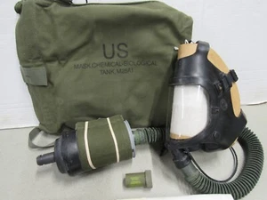 US CVC Tanker Gas Mask M25A1 w/ Bag & Antifog Cloth Unused NOS ACU 1987 Medium - Picture 1 of 24