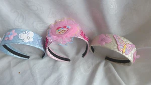 SET OF 3 FABRIC HANDMADE HEADBAND FOR GIRLS PINK BLUE CREAM WITH EMBELLISHMENTS - Picture 1 of 12
