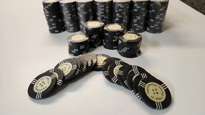 100 Poker- Chips Schwarz Laserchip 11g Metallkern Jetons Pokerkoffer - Bild 1 von 1