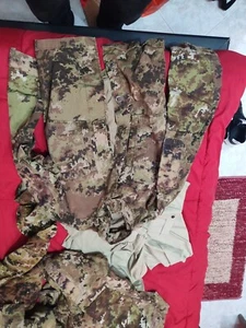 DIVISA MIMETICA VEGETATA ESERCITO ITALIANO DA COMBATTIMENTO TG dal 46 E 48 - Foto 1 di 4