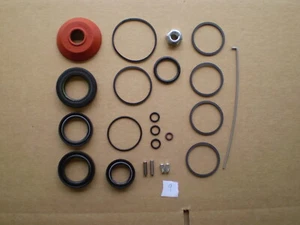 POWER STEERING RACK KIT FOR HOLDEN VT SERIES 1 V6 3.8L & V8 5.0L TWO PIECE RACK - Picture 1 of 4