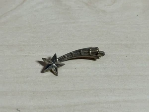 1950s School Friend Comic Club Pin Badge - Foto 1 di 4