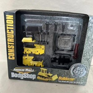 ERTL AMERICAN MUSCLE BODY SHOP Construction Bulldozer 1:64 KIT yellow box 1 - Picture 1 of 6