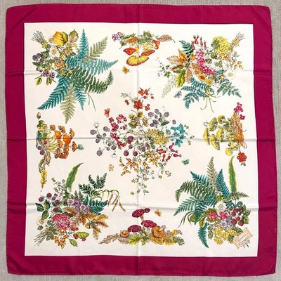 Bufanda de seda Gucci Flora vintage patrón floral excelente estado de Japón Foto 1 de 4