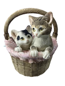 Vintage Delton Resin Kitten Figurine Cats in Pink Basket Cuddles 4.7” Adorable - Picture 1 of 6