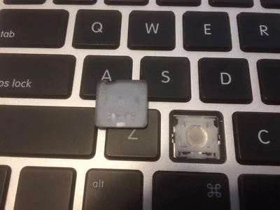 Apple MacBook Air 13" 2012 Keyboard Key Cap kit 089-8219-A - Image 1 of 4