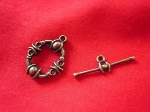 10 Toggle Clasps 20mm x 15mm Antique Copper Colour #2643 Australian Seller - Picture 1 of 1