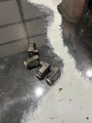 ONE CADILLAC STS XLR 04 05 06 07 08 09 GRIS PARACHOQUES TRASERO PARK ASSIST SENSOR DE AYUDA Foto 1 de 2