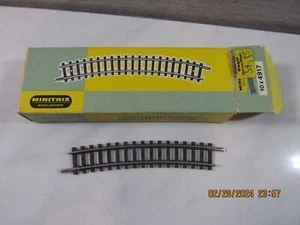 Box of 10 Curve Pieces Minitrix 4917 N Scale Model Train Railroad Track 3.5" - Picture 1 of 3