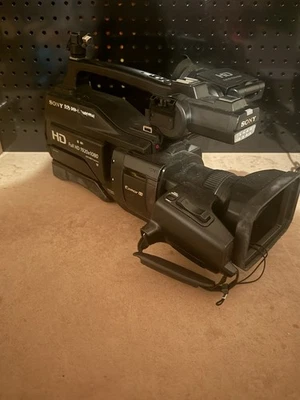 Sony HXR-MC2500 Professional Camcorder 12x Optical Zoom - Image 1 of 4
