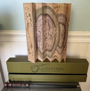 Universal Disney OLLIVANDERS HARRY POTTER WAND Vine 10 w MAP & BOX - Picture 1 of 2