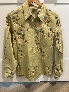 Camisa Liz Claiborne Liz Wear Floral Abotonada Manga Larga Mediana - Imagen 1 de 7