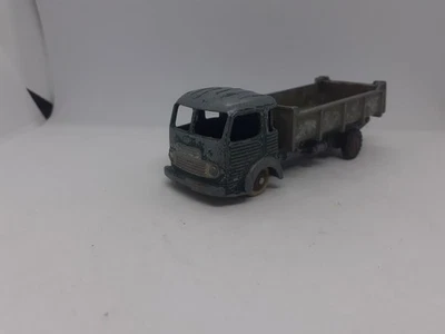 SIMCA CARGO BENNE DINKY TOYS - Photo 1/3