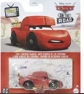 Neu 2023 Disney Pixar Autos 'On the Road' Höhle Blitz McQueen Neu in Verpackung - Bild 1 von 3