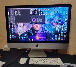 iMac 17.1, 27" desktop all-in-one computer, Retina 5K monitor, keyboard & mouse - Picture 1 of 5