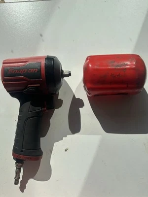 *NEW* Snap On 3/8" Drive Black Stubby Air Pneumatic Impact Wrench Gun PT338 - Image 1 of 2