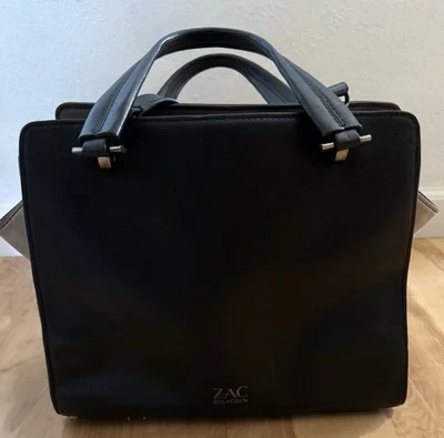 Cartera de cuero Zac Posen Eartha negra con beige Foto 1 de 4