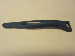 Cast Iron Cook Stove Lid Lifter - no manufacturer markings - Picture 1 of 3
