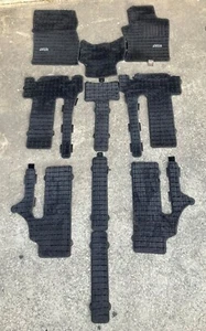 NISSAN ELGRAND E51 HIGHWAY STAR late model 8 seater floor mat set worn #3 - Picture 1 of 22