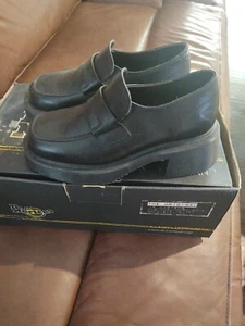 Doc Martin Clogs Kids Size 2 - Picture 1 of 6