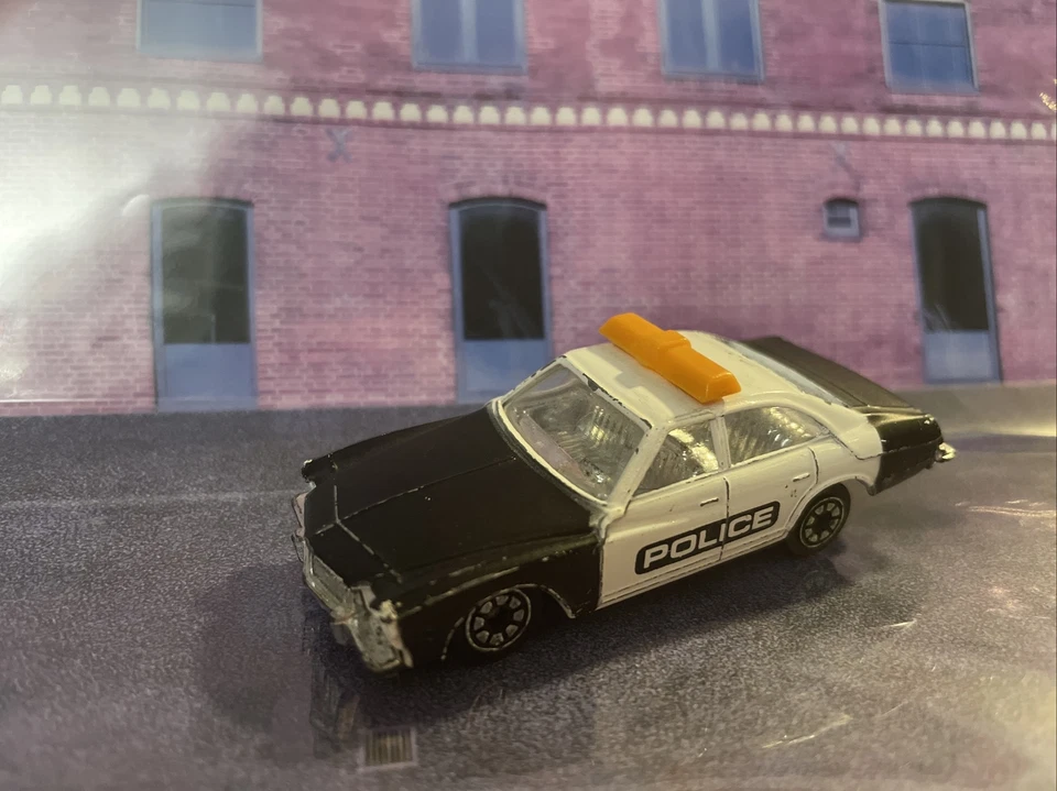Corgi Buick Regal Police Car Orange Lights Silver Interior Rare ! - Image 1 of 4