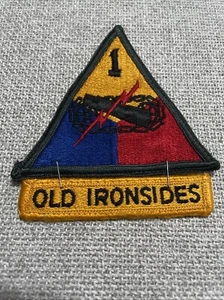 Post WWII US Army 1st Armored Division/Battalion Uniform Patch Set - Picture 1 of 2