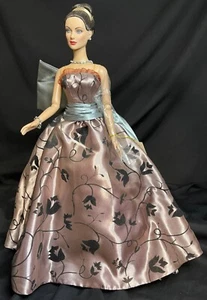 2008 Vintage Tyler Wentworth Surprise Engagement LE Doll – Beautiful! - Picture 1 of 16