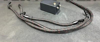 Ford Mustang GT350R 2016 bote de captura de aceite Fatfab con líneas usado Foto 1 de 4