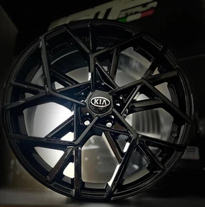 SET4 CERCHI IN LEGA KIA DA 19 GMP CARTESIO 8X19 ET 35 5X114,3 - Imagen 1 de 5