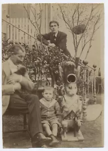 E625 Photo original vintage personnage et grand Lapin décoration Chat 1900/1920 - Picture 1 of 2