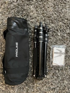 Trípode DOLICA Proline ligero con base de goma de 18" a 57" - TX570B150DS - Imagen 1 de 11
