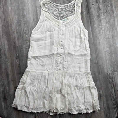 Kimchi Blue Women's XS Urban Outfitters White Dress 100% Rayon Buttons Lace - Image 1 of 4