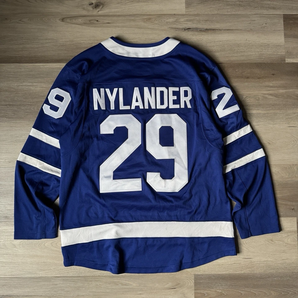 William Nylander - Toronto Maple Leafs - 2019-25 Fanatics Home Jersey sz Large - Image 1 of 4