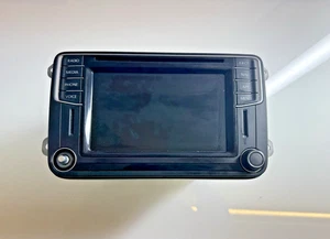 VW SHARAN AMAROK TRANSPORTER CADDY SCREEN HEAD UNIT STEREO MULTIMEDIA 5C0035680G - Picture 1 of 6