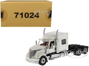 INTERNATIONAL LONESTAR SLEEPER CAB TRUCK WHITE 1/50 MODEL DIECAST MASTERS 71024 - Picture 1 of 4