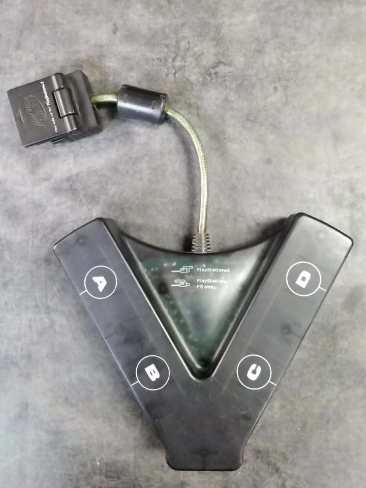 MadCatz 4-Player Universal Multi-Port System for PS1/PS2 - Image 1 of 4