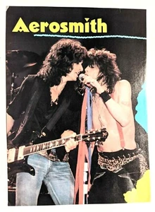 REVISTA EN VIVO AEROSMITH / STEVEN TYLER & JOE PERRY PÁGINA COMPLETA PINUP RECORTE (6) - Imagen 1 de 1